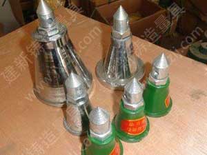 �Y�����Ƶ�ǧ����ɣ��ݗU����ĸ����������ᔡ���ĸ�M��,�ݗUһ������̼����졣픶���ֲ�����m����ë�������������r,������ǧ��픰ѹ���֧������,���{����ĸ���ɸ�׃�����ĸ߶�,�Ա�_�������Ļ��ʡ�